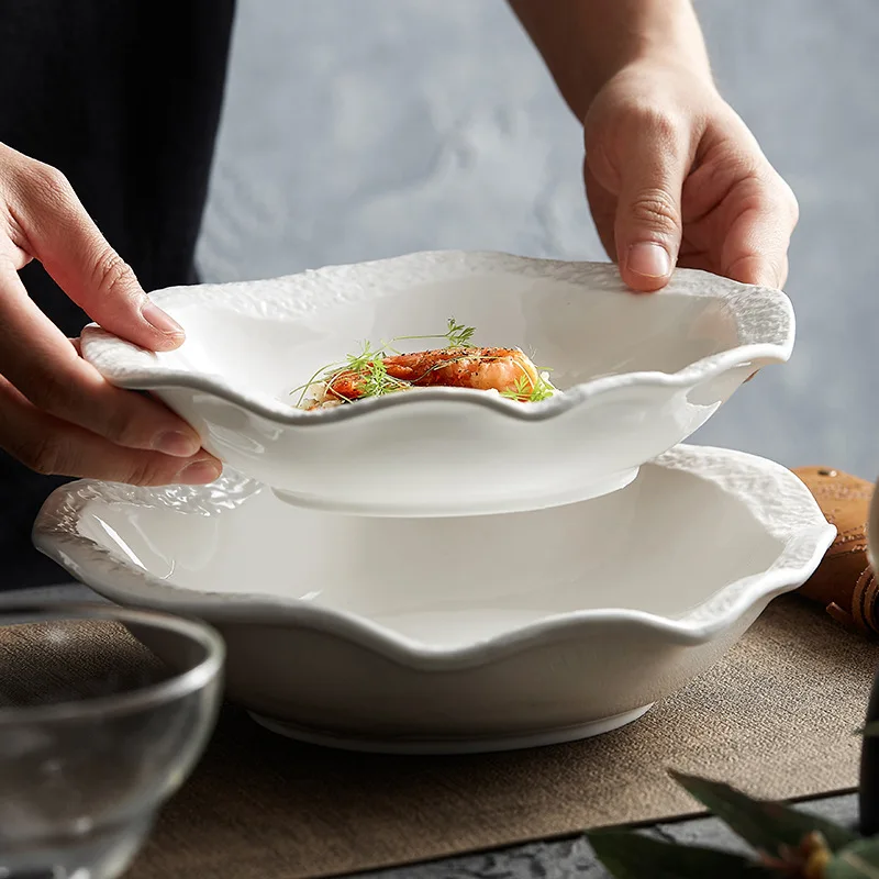 Luxury Creative White Ceramic Small Salad Breakfast Plates Luxury Lotus Stoneware Clay Dinnerware Set Sustainable Restaurant Use