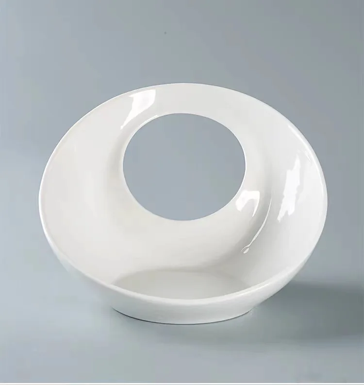 Creative White Dinnerware Porcelain Dishes Irregular Shape Plates for Hotel Restaurant Ceramic Artistic Conception Tableware