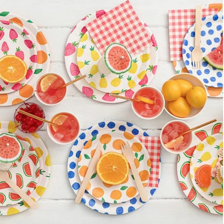 Дешевые напечатанные на заказ экологически чистые ресторанные пикники для вечеринок 6, 9, 10, 12 дюймов, одноразовые крафт-бумажные тарелки, тарелки, чашка для еды