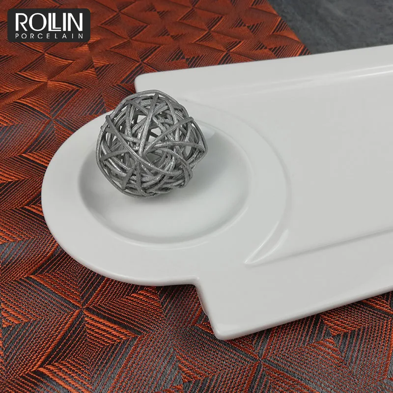 Керамическая плита для приготовления пищи неправильной формы для свадебного банкета Массовые керамические тарелки Простые керамические тарелки