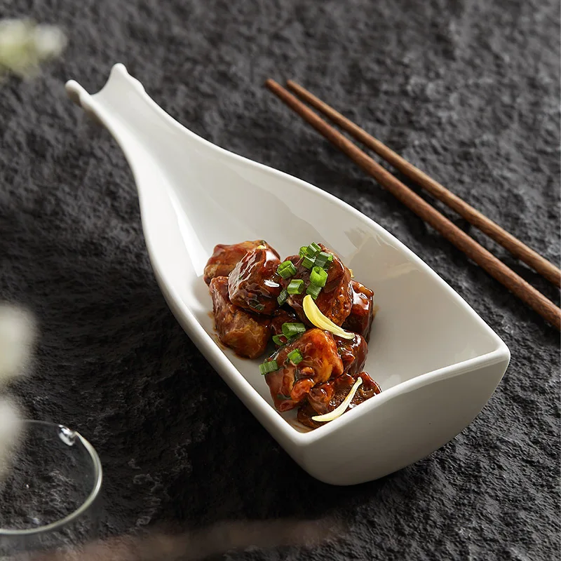 Unique Irregular Ceramic Restaurant Tableware Porcelain Bottle Shaped Deep White Dinner Plates and Dishes