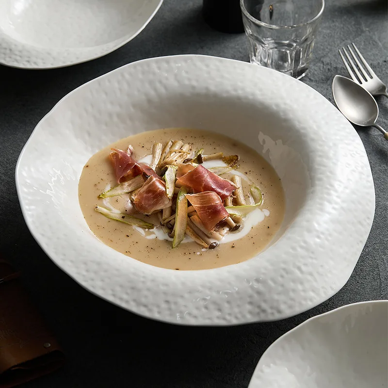 White Porcelain Stoneware Salad Bowl with Irregular Rim Dessert Soup Bowl for Restaurant Serving Dinnerware