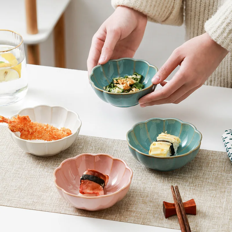 Hot Selling Mini White Manufacturer Restaurant Popular Dessert Glazed Ceramic Small Sauce Bowls