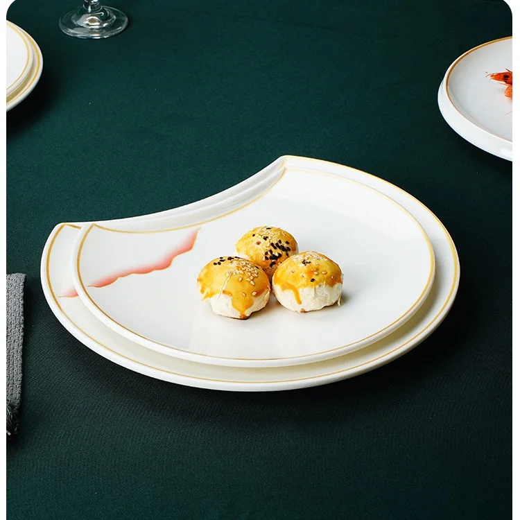 Тарелки с рисунком меламинового облака с коричневым краем для ресторанного обслуживания и свадьбы в отеле