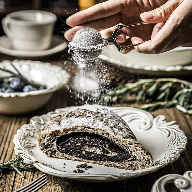 Retro Royal Embossed Dinnerware Set Floral Ceramic White Dinner Plate and Dishes European Tableware