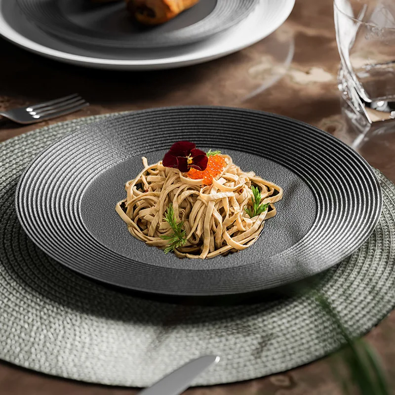 Restaurant Porcelain Dishes Black and White Dinner Plates Pasta Steak Flat Charger Plate Thread Design Platter