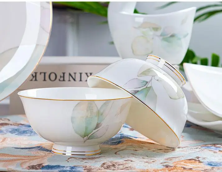 Bone China Dinnerware Set White Premium Porcelain Tableware Set Customized Ceramic Plate