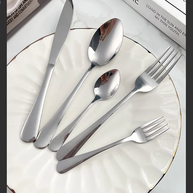Набор ножей и вилок из серебра премиум-класса из нержавеющей стали 304. Элегантный дизайн для банкетных мероприятий.