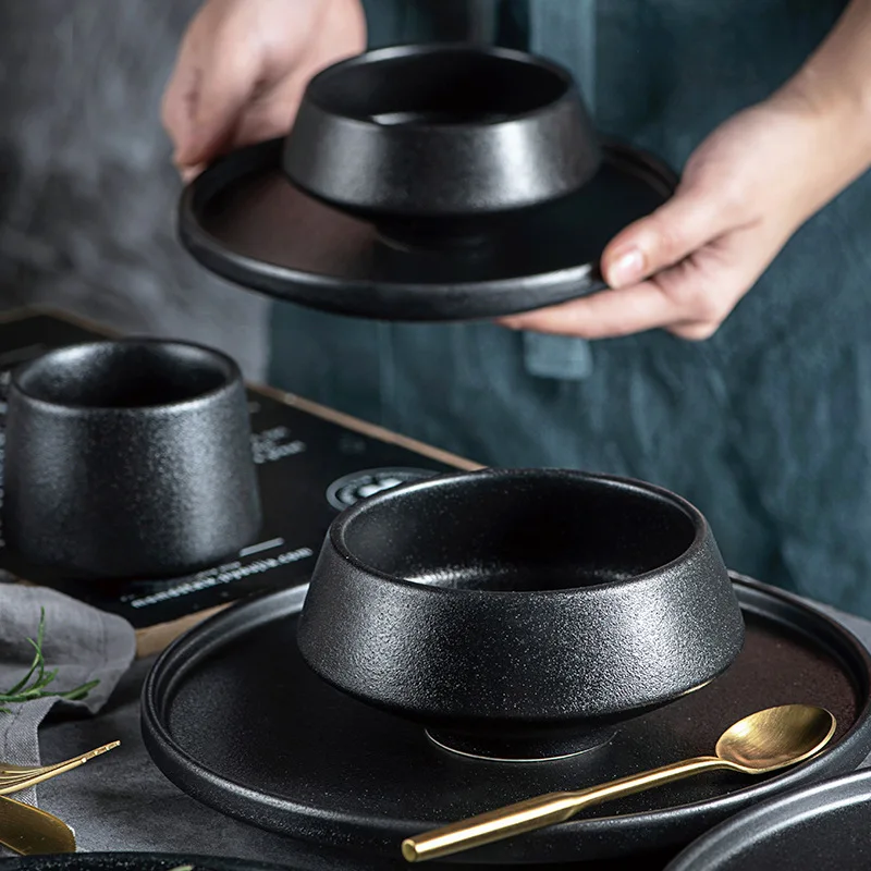 Скандинавский ресторанный сервиз для отеля Очень большие современные фарфоровые обеденные тарелки для стейка Белый плоский дизайн купе Современный экстра