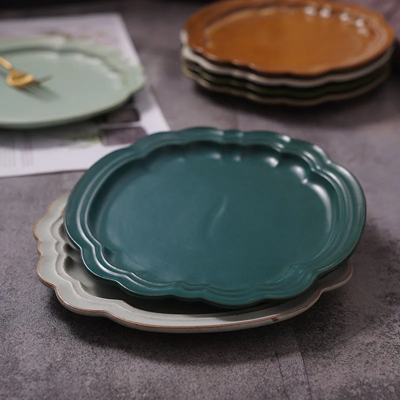 Eco-Friendly Lace Ceramic Flat Plate Creative Fruit Dessert Shallow Retro Cloud Dishes Handmade Irregular Dish for Home Gifts