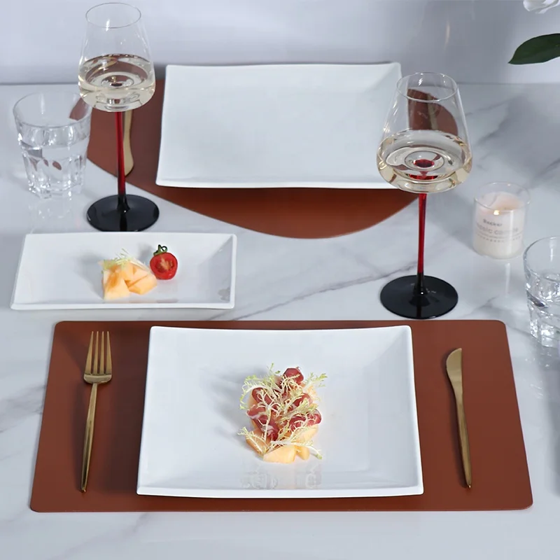 Сервировочное блюдо с крышкой Наборы столовых приборов Versache Кофе Чайная чашка Кружка из костяного фарфора Керамическая тарелка Текстурированная роскошная тарелка