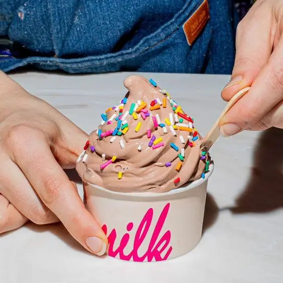 Одноразовые одноразовые бумажные чашки в горошек с принтом в горошек, 3 унции, 4, 8, 12 унций, для чая с молоком и крышками