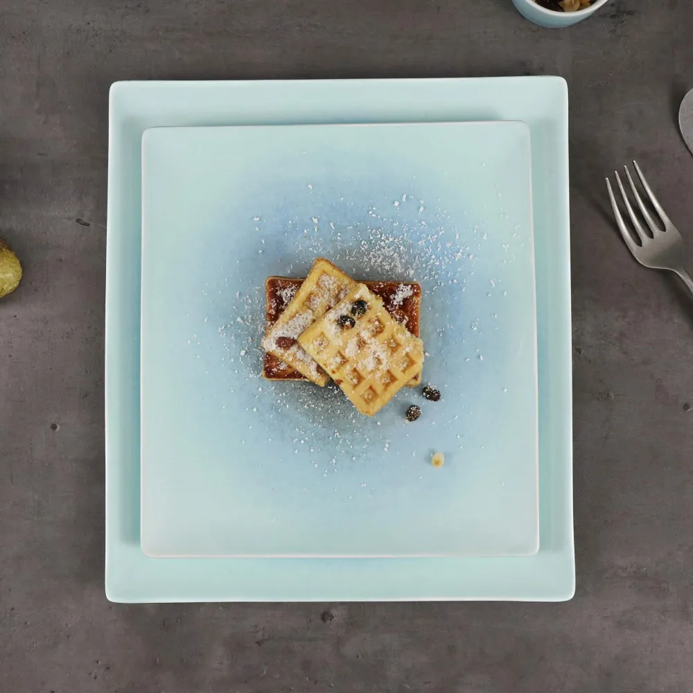 Фарфоровый обеденный сервиз Небесно-голубые керамические тарелки Набор столовой посуды Высококлассная посуда Ресторанные тарелки для французского ужина