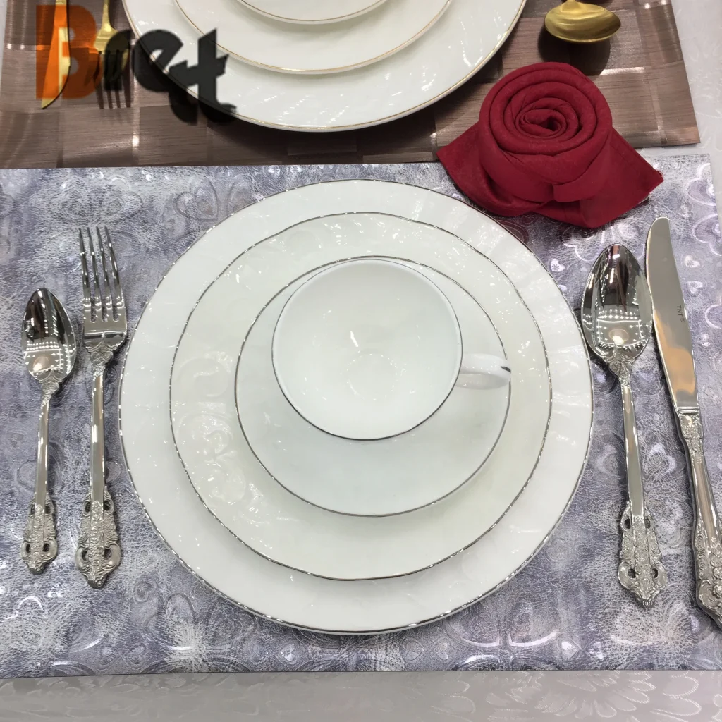 Свадебная посуда Brett Fine Bone China с серебряной золотой оправой