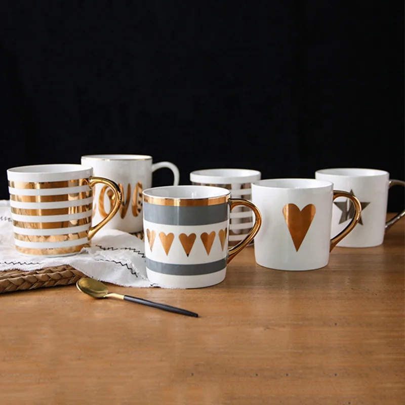 Керамическая кофейная кружка на заказ 300 мл с золотым ободком и алфавитом, повседневная фарфоровая чашка для молока нового дизайна для обеденных подарков на Рождество