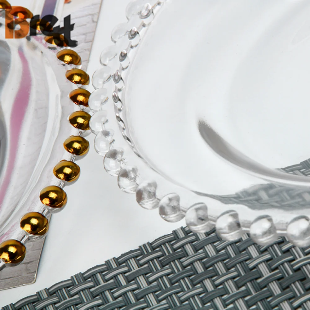 Посуда Brett. Зарядные устройства из прозрачного стекла. Экологически чистые золотые края с бисером для свадебных мероприятий. Аренда кейтеринга.