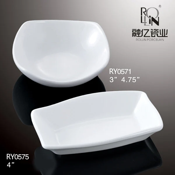 Китайский производитель поставил на склад белые фарфоровые фуршеты, квадратную глубокую тарелку с соевым соусом
