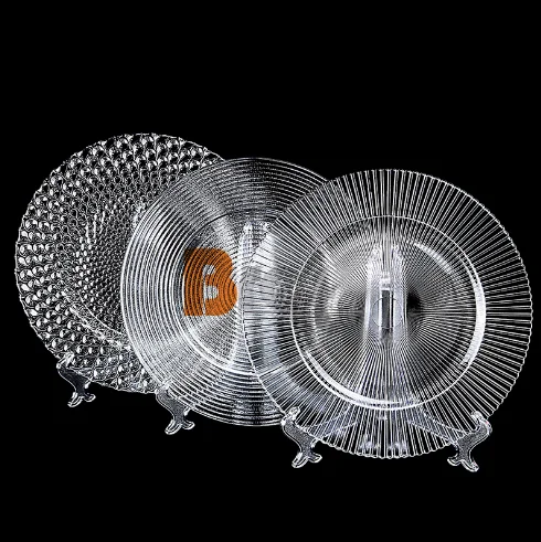 Рынок посуды в Гуанчжоу Стеклянная зарядная тарелка с золотой серебряной оправой под тарелкой