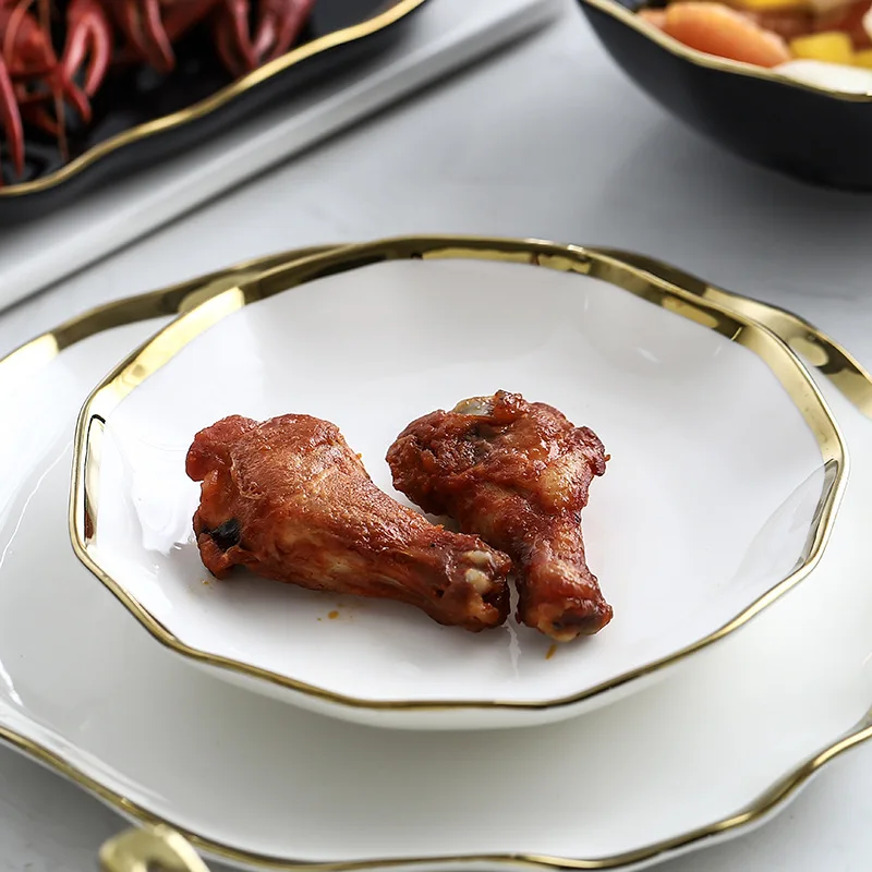 Nordic Vintage Style Dinner Set Fine Bone China With Microwave Oven Safe Plates Bowls Spoons for Daily Use and Camping