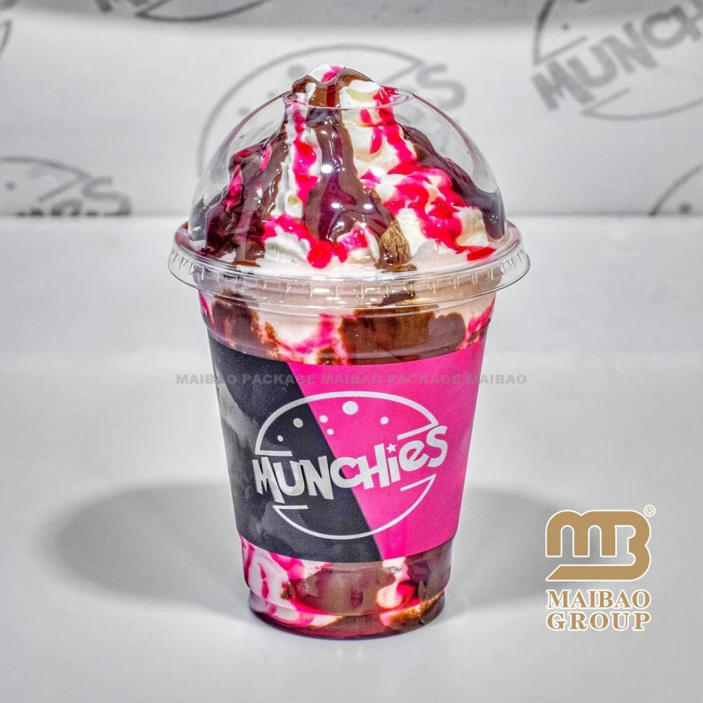 Биоразлагаемая прозрачная чашка для смузи для холодных напитков Pet Pla с куполообразными крышками Экологически чистые многоразовые пластиковые стаканчики с логотипом на 24 унции с крышками