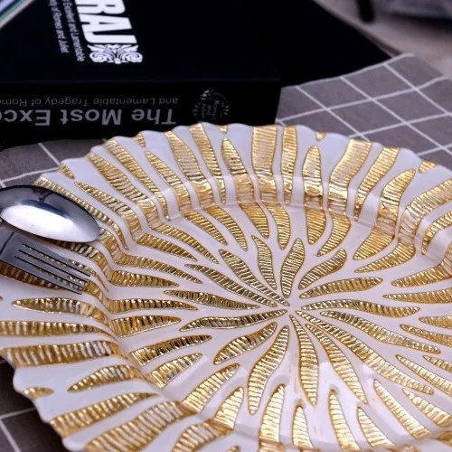 Дизайнерские 12-дюймовые зарядные тарелки из сусального золота, высококачественная посуда для свадеб