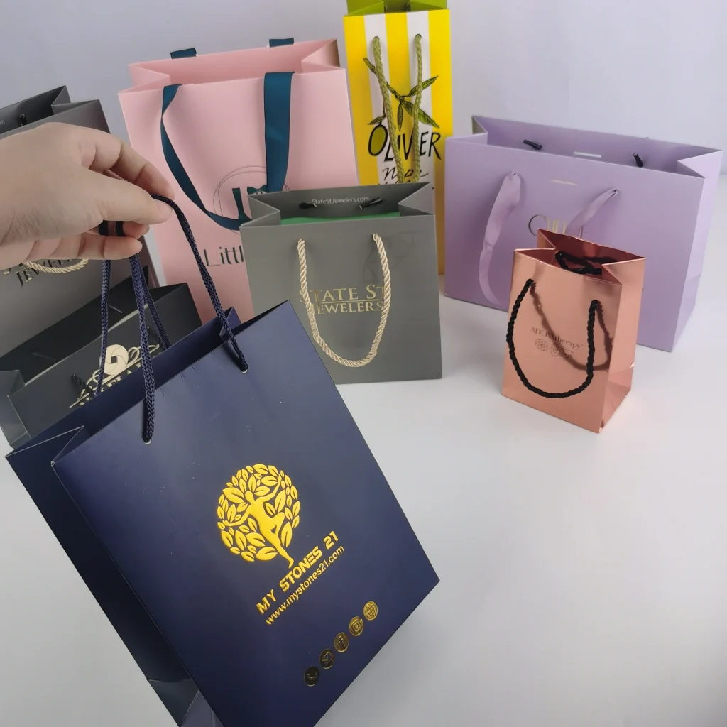 Роскошный бренд с логотипом обувного бутика розовая упаковка подарочная бумажная сумка для покупок для одежды