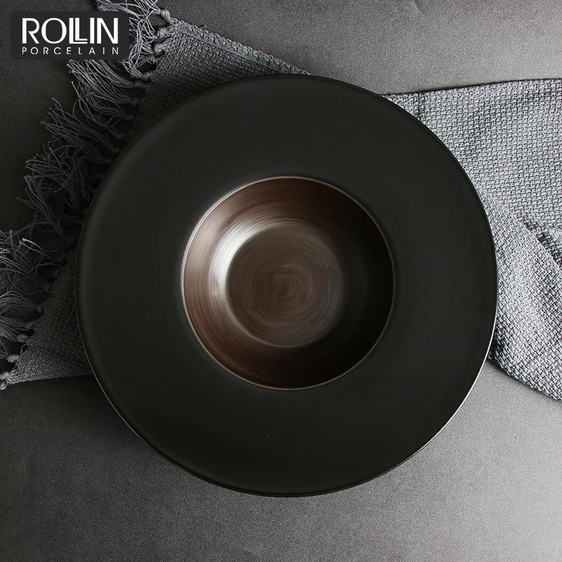 Фарфоровая тарелка для супа/пасты черного цвета для ресторана