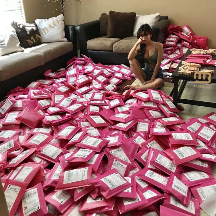 Изготовленный на заказ логотип под частной торговой маркой, прочный клей, биоразлагаемая одежда, полиэтиленовая почтовая упаковка, пластиковые пакеты для доставки одежды