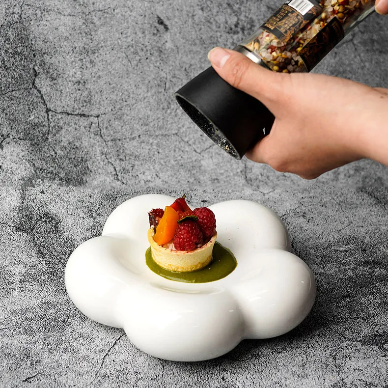 Creative Flower Tray Simple Food Jewellery Display White Ceramic Tray Dessert Cake Tray