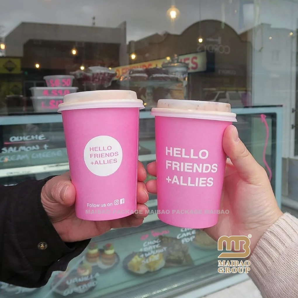 Напечатанный на заказ экологически чистый компостируемый одноразовый бумажный стаканчик для кофе с крышкой 8 унций 12 унций бумажный стаканчик с двойными стенками для кофе