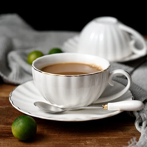 Elegant White Nordic Style Ceramic Coffee Cup Mugs Gift Box for Girls for Coffee & Tea