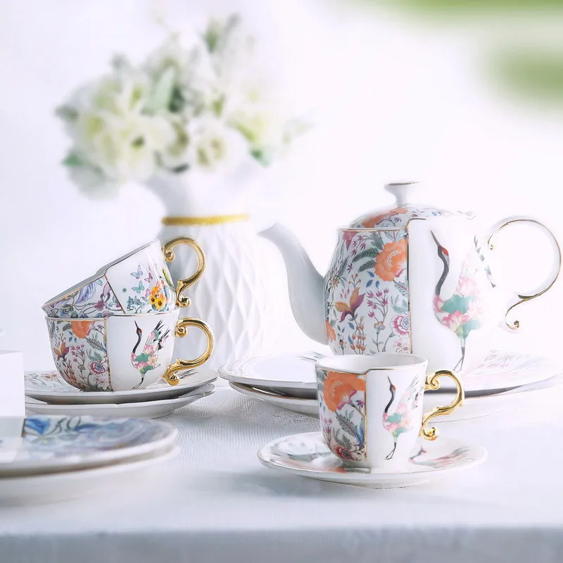 Royal Luxury Afternoon Tea Cup Set Drinkware Ceramic Coffee Mug Saucer Pot Set Custom