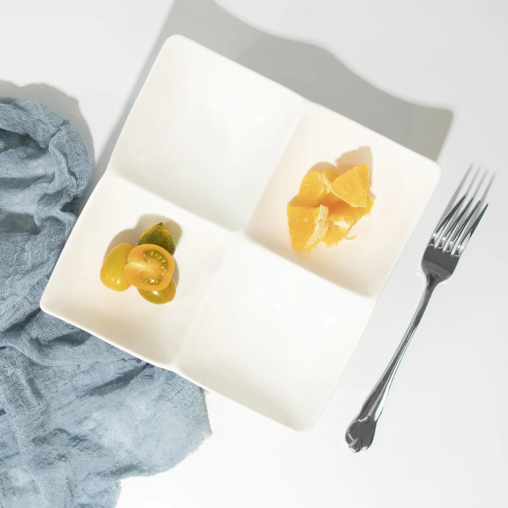 Тарелки с четырьмя отделениями, белые тарелки, столовая посуда, десертные керамические тарелки со змеей для ресторана