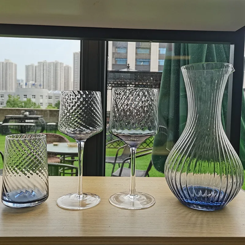 Пользовательский логотип, прозрачные полосатые игристые флейты ручной работы, роскошные барные кухонные бокалы для вина с хрустальным дизайном без ножки