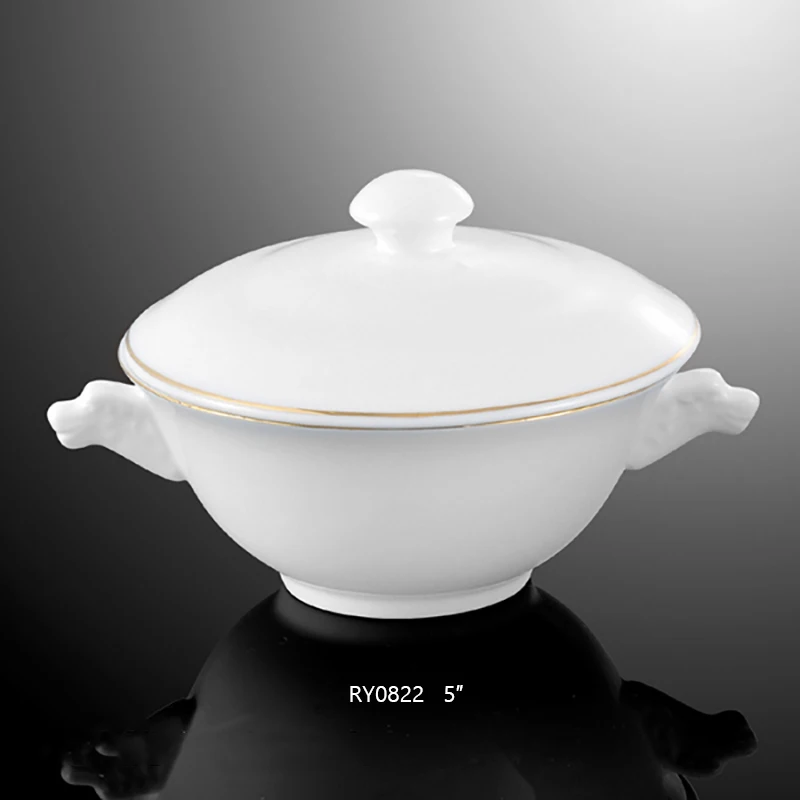 Керамическая посуда для сервировки супа с ручкой и крышкой