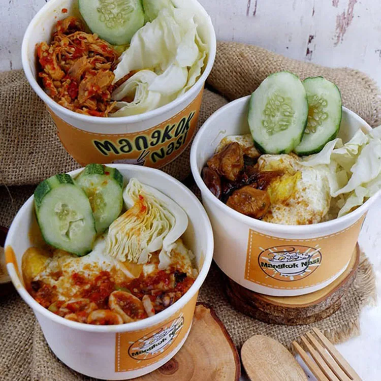 Ресторан Контейнер на вынос Одноразовая коробка из крафт-бумаги Упаковка Миска для еды Пользовательский логотип Коричневые белые бумажные салатники Кейтеринг