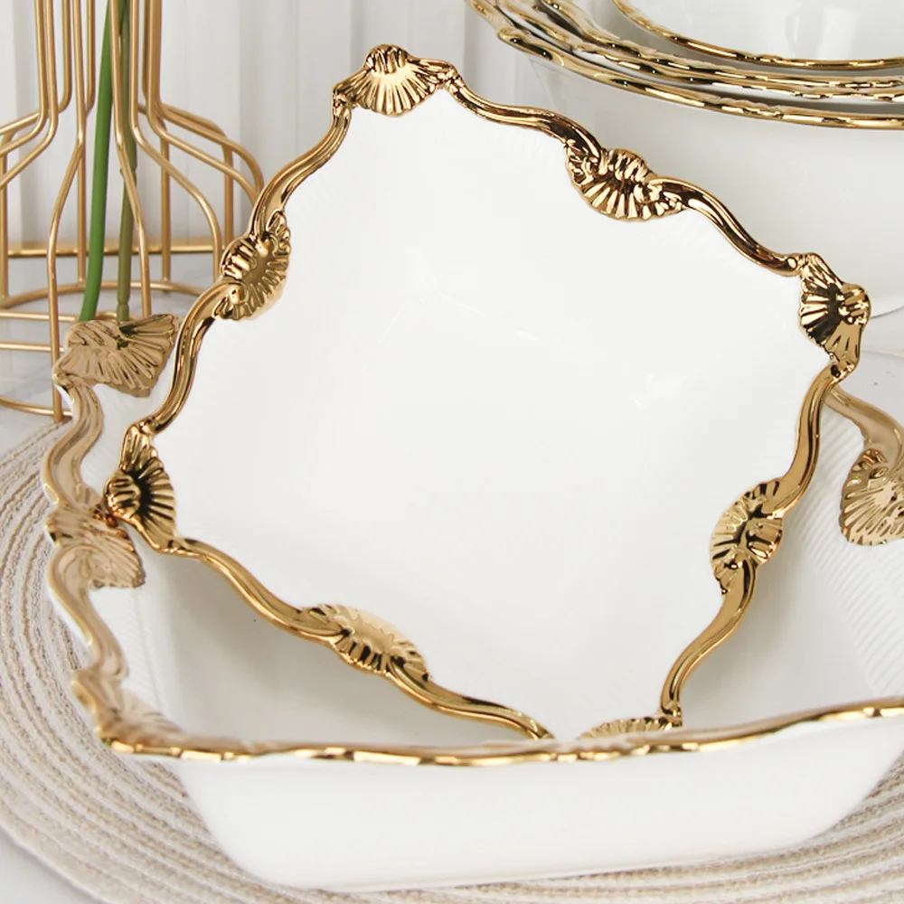 Wholesale Custom White Minimalist Ceramic Dinner Plate Luxury Round Shape for Hotel Restaurant Parties Western Food Serving