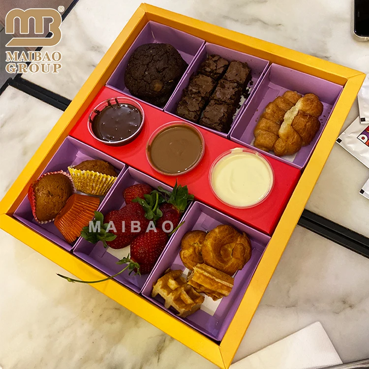 Оптовая продажа упаковки для общественного питания Послеобеденный чай Конфеты Бумажная коробка Аравийские фрукты Шоколадное печенье Десертная тарелка с разделителями