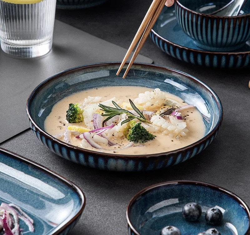 Синий фарфоровый набор столовой посуды в скандинавском стиле, европейский роскошный оптовый набор керамических блюд и тарелок для дома, отеля, ресторана, набор мисок