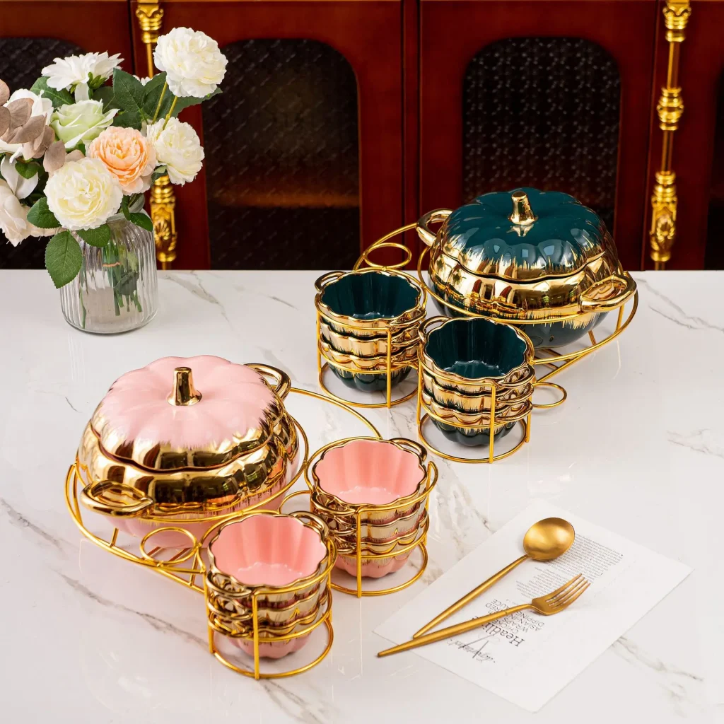 Luxury Ceramic Two-Ear Soup Bowl Set with Gold Cutlery Sustainable Pumpkin Soup Pot for Household and Party Use