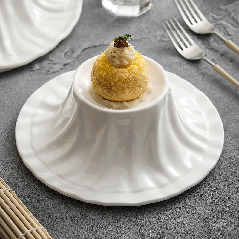 Wholesale Luxury Eco-Friendly Ceramic Dinnerware High Quality China Plates for Weddings and Parties