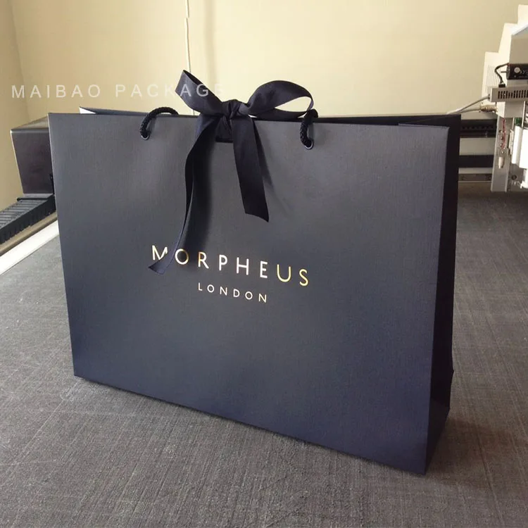 Роскошная ленточная ручка бутик -упаковки черные бумажные пакеты с собственным логотипом