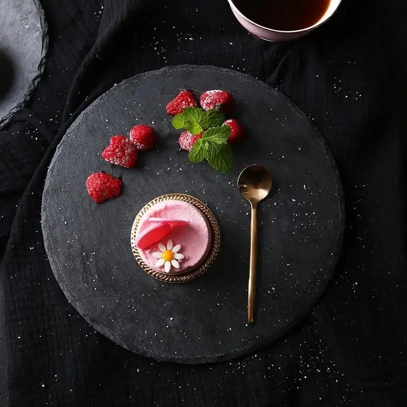 Круглые сланцевые каменные тарелки для ресторана, суши, каменный поднос, оптовая продажа, обеденная тарелка, черная сервировочная посуда для кейтеринга, ресторана, отеля