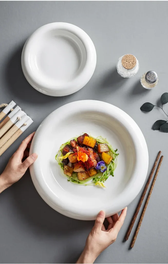 Luxury White Porcelain Dinner Plates Thick Keep Warmer round Plate for Hotel Restaurant 20pc MOQ for Parties