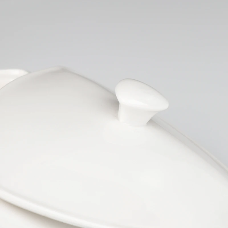 Керамическая миска для супа, обеденный набор, керамическая миска для супа с крышкой, белая фарфоровая глубокая тарелка для супа с крышкой для банкета в отеле