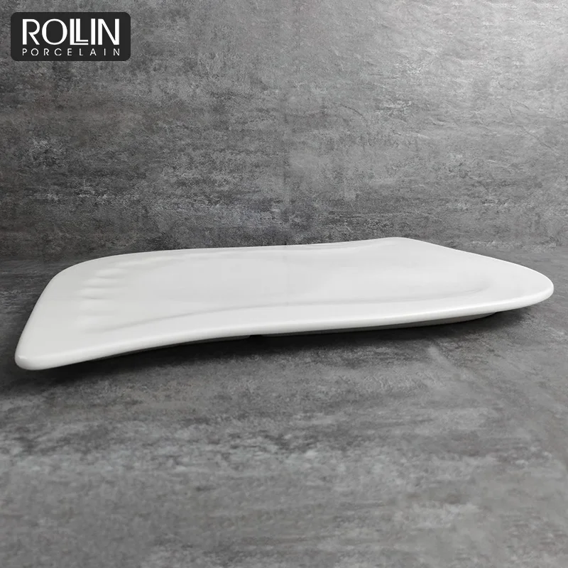 Оптовая торговля Кейтеринг Пользовательские прямоугольные тарелки Белые керамические обеденные тарелки