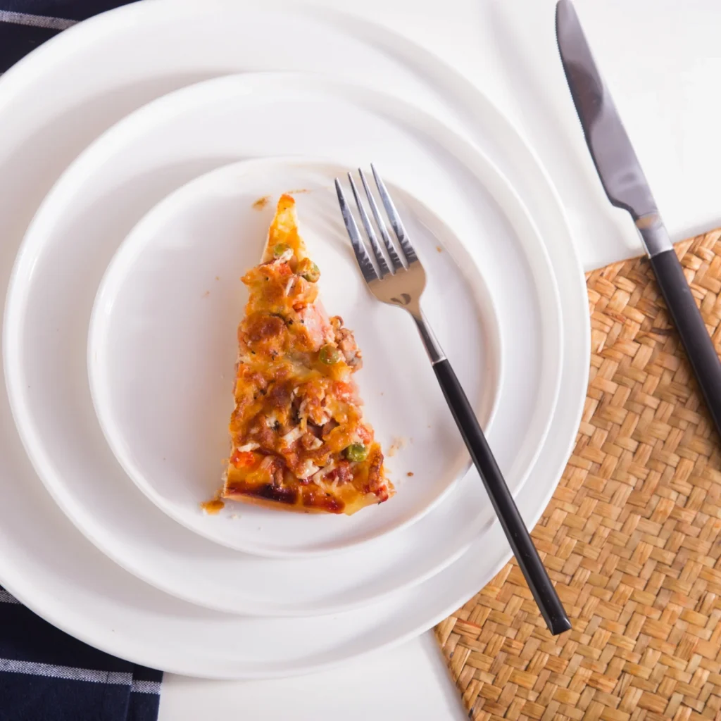 Фарфоровая посуда для пиццы и салата, оптовая продажа, белая круглая посуда в скандинавском стиле для дома, ресторана, отеля, свадьбы