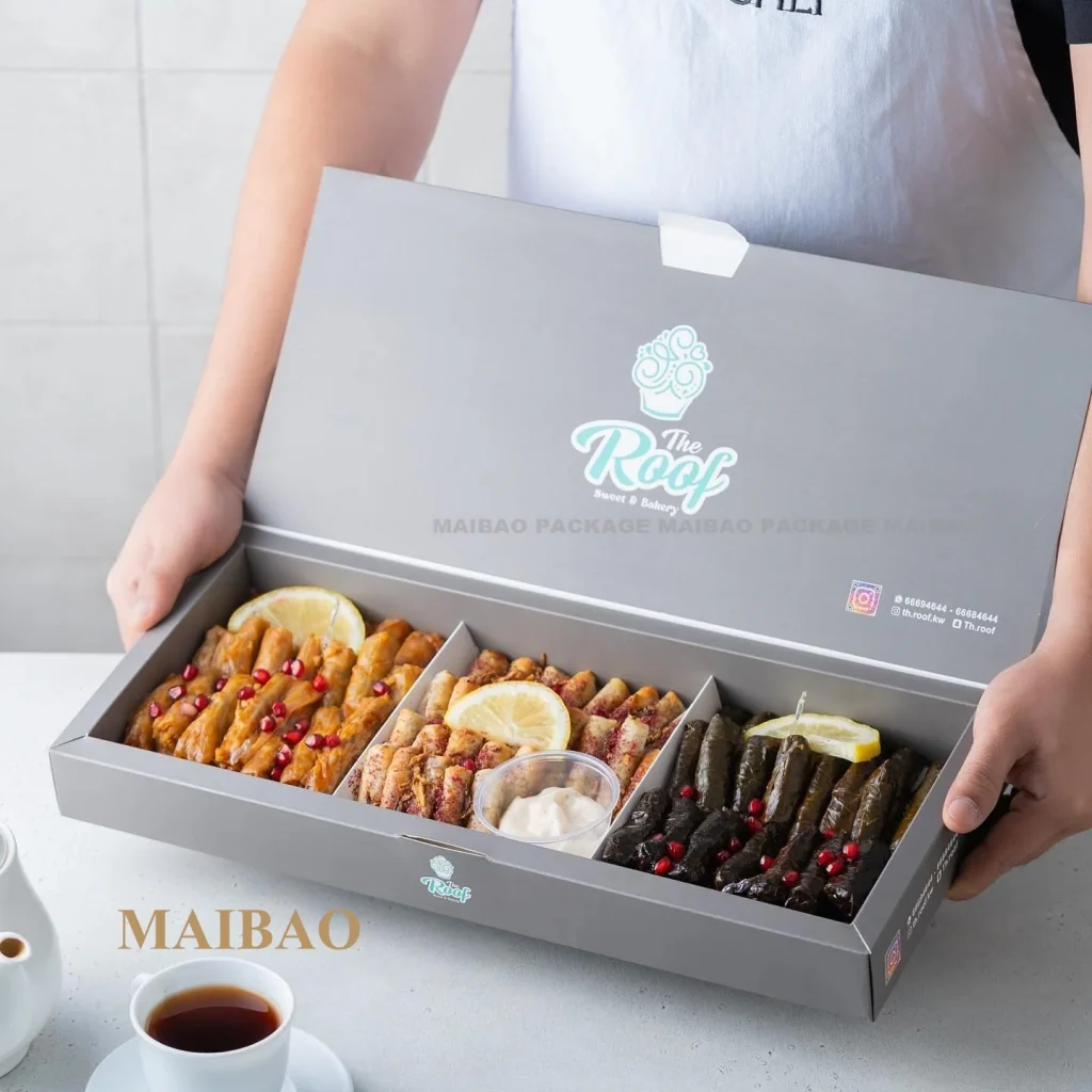 Оптовая продажа, пригодный для вторичной переработки кондитерских изделий, контейнер для моти, упаковка для пищевых пончиков, коробки с прозрачным окном, напечатанные на заказ бело-розовые коробки для выпечки