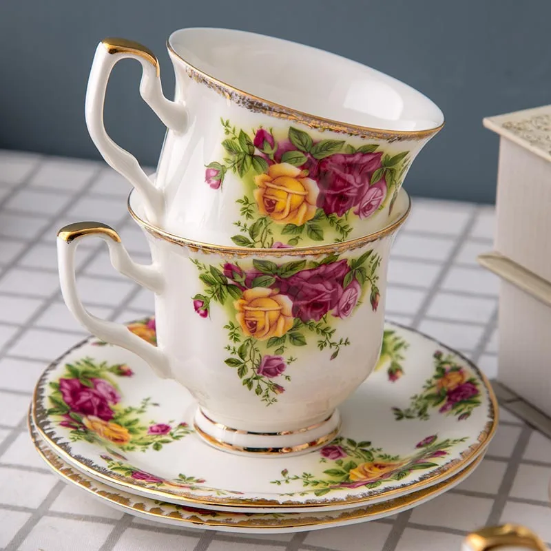 Luxury 15pcs Bone China Tea Cup and Coffee Pot Set Ceramic Cups for Tea and Coffee for Household Use