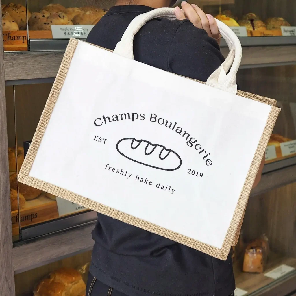 Джутовая сумка-тоут с индивидуальным логотипом, мини-многоразовая пляжная подарочная сумка из мешковины, экологически чистая сумка-тоут из натурального хлопка для женщин